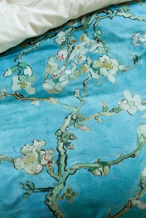 Beddinghouse x Van Gogh Museum Dekbedovertrek Almond Blossom Blue